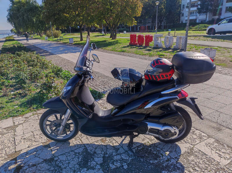 Piaggio Beverly 400
