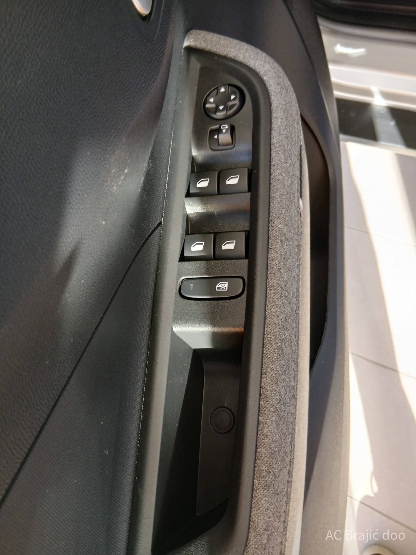 Opel Frontera GS 136HP AT HYBRID