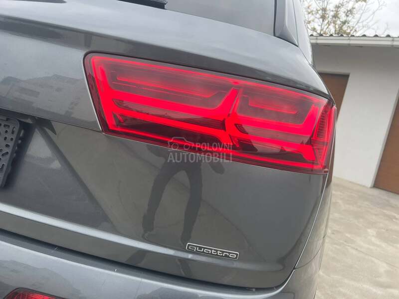 Audi Q7 3.0 S-LINE PANO VIRT