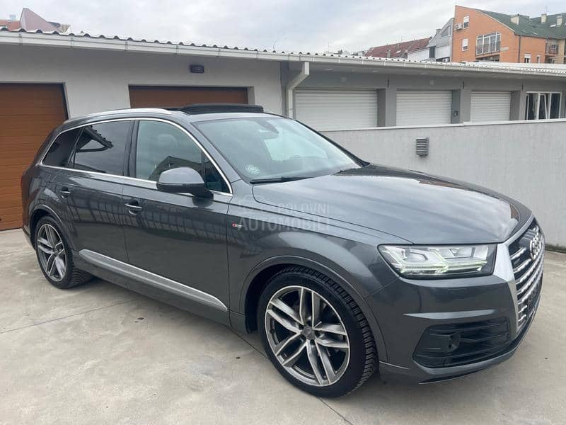 Audi Q7 3.0 S-LINE PANO VIRT