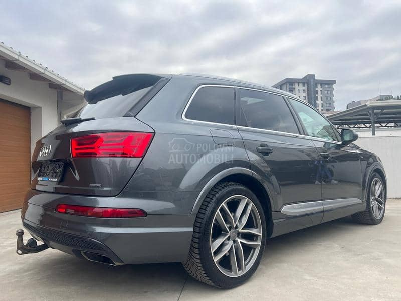 Audi Q7 3.0 S-LINE PANO VIRT