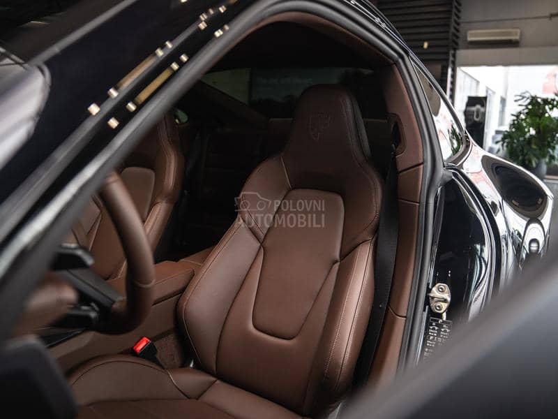 Porsche 911 Carrera S