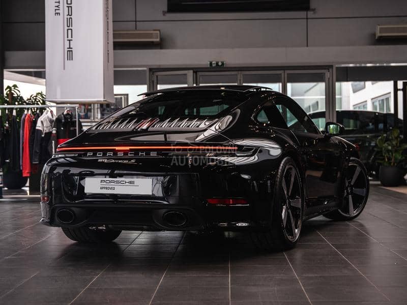 Porsche 911 Carrera S