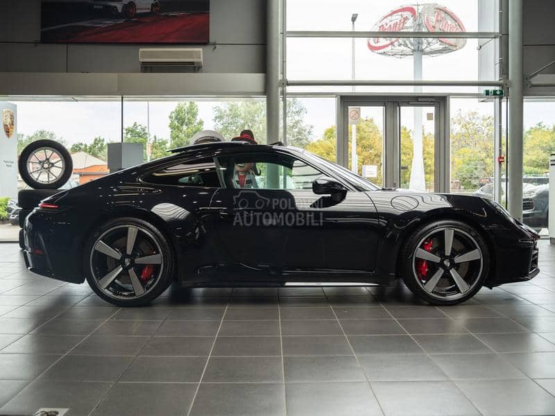Porsche 911 Carrera S