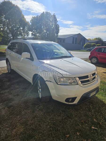 Fiat Freemont 