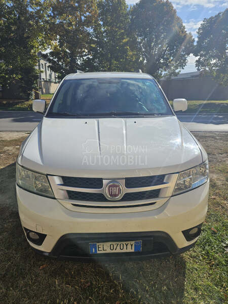 Fiat Freemont 