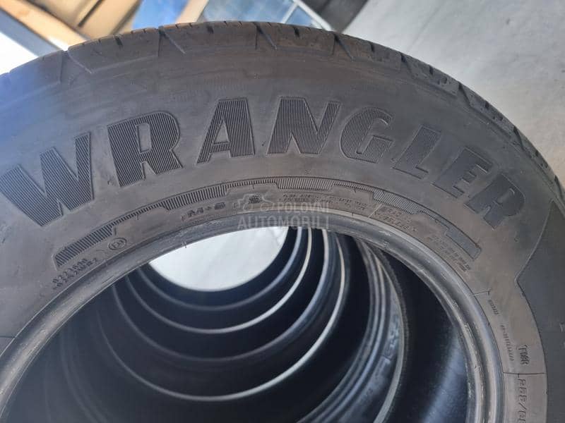 Goodyear 255/65 R18 Sve sezone