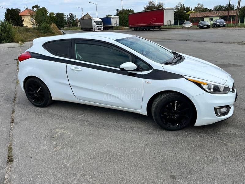 Kia pro_cee`d 1.6  DIESEL