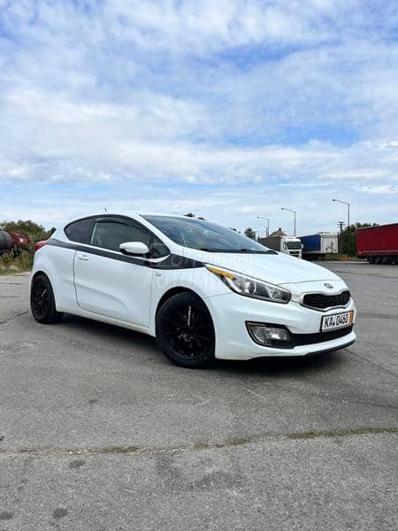 Kia pro_cee`d 1.6  DIESEL