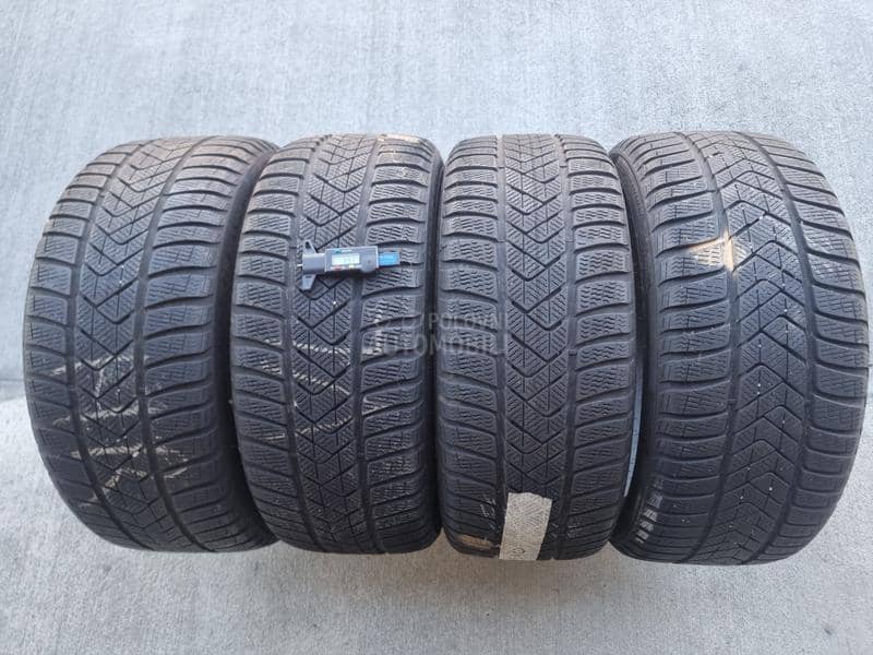 Pirelli 225/40 R18 Zimska
