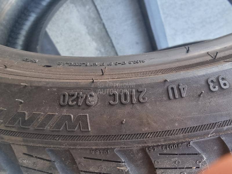 Pirelli 225/40 R18 Zimska