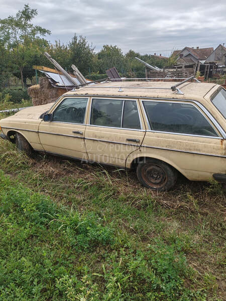 Mercedes Benz 240tdi