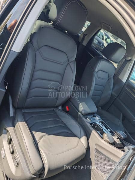 Volkswagen Touareg 3.0 TDI Business 4M