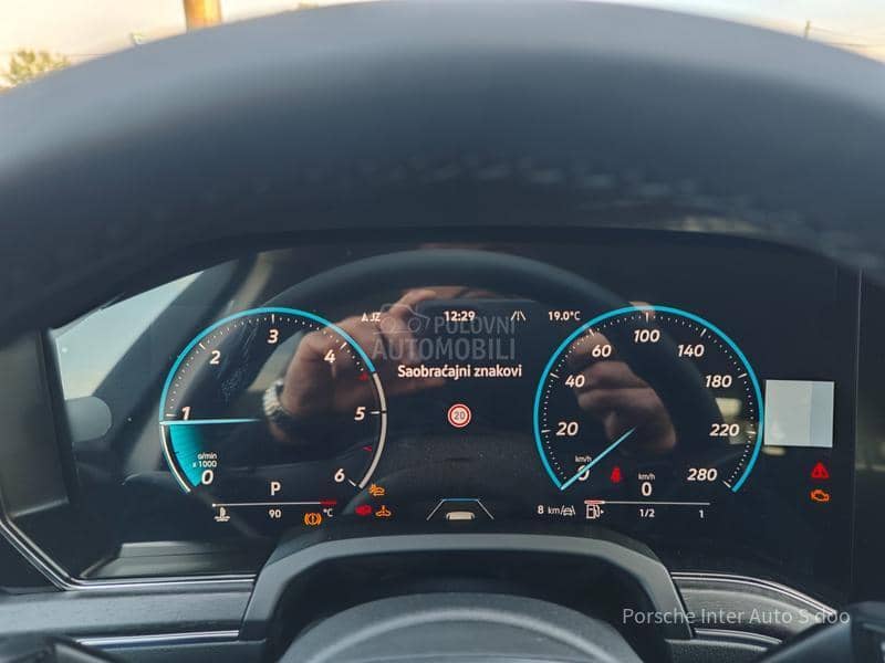 Volkswagen Touareg 3.0 TDI Business 4M