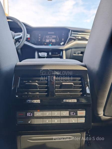 Volkswagen Touareg 3.0 TDI Business 4M