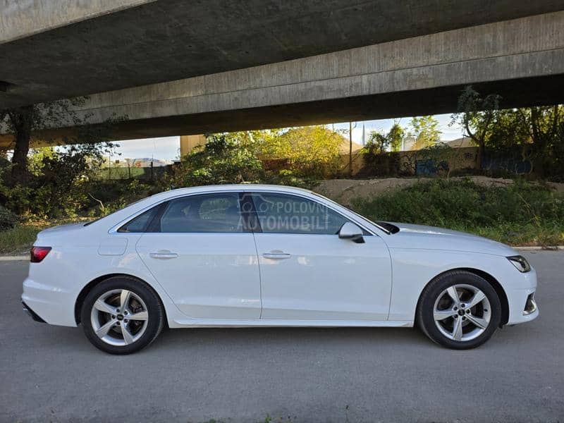 Audi A4 2.0 TFSI S TRONIC Audi A4 2.0 TFSI S TRONIC