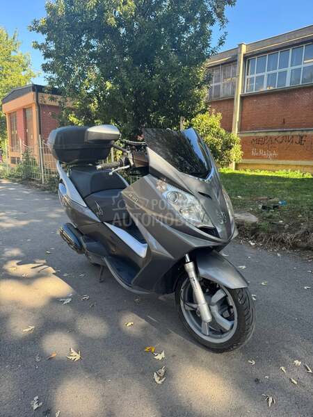 Peugeot Satelis 250
