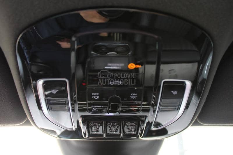 Maserati Grecale 2.0 4X4 Hybrid AUT Maserati Grecale 2.0 4X4 Hybrid AUT