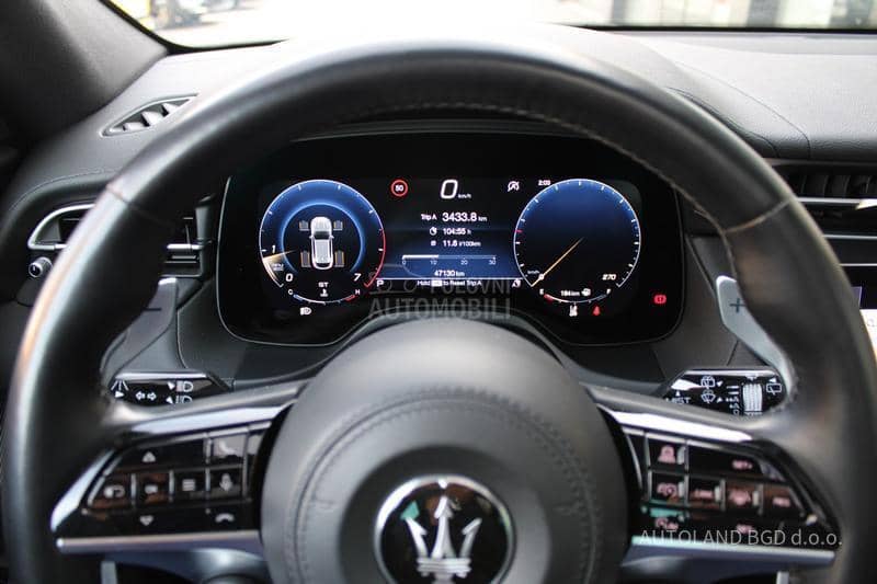 Maserati Grecale 2.0 4X4 Hybrid AUT Maserati Grecale 2.0 4X4 Hybrid AUT