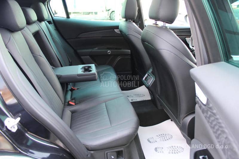 Maserati Grecale 2.0 4X4 Hybrid AUT Maserati Grecale 2.0 4X4 Hybrid AUT