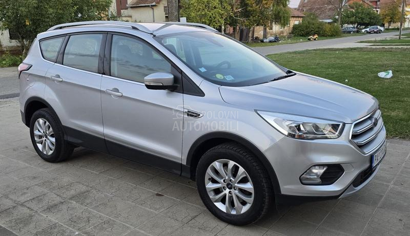 Ford Kuga r.e.s.t.y.l.i.n.g