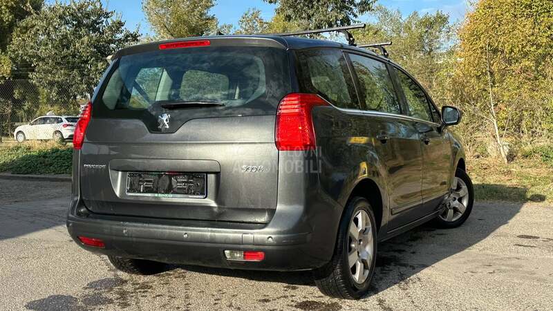 Peugeot 5008 1.6hdi