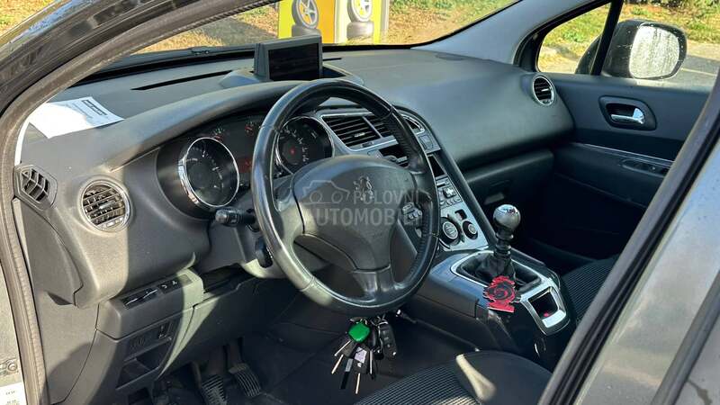 Peugeot 5008 1.6hdi