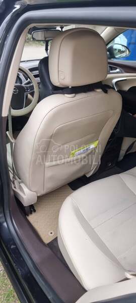 Opel Insignia 2.0 CDTI SPORT