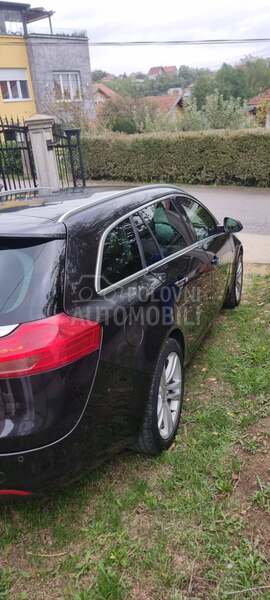 Opel Insignia 2.0 CDTI SPORT