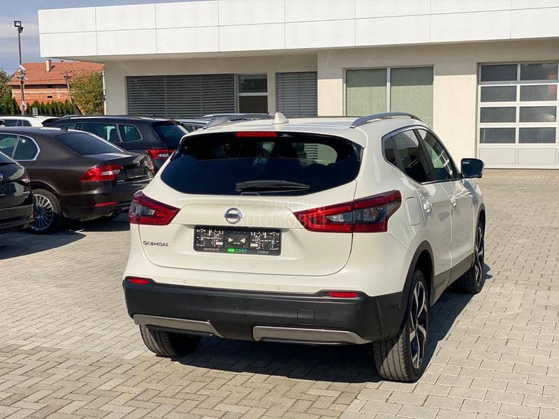 Nissan Qashqai 1.6DCI Tekna 4x4 CH