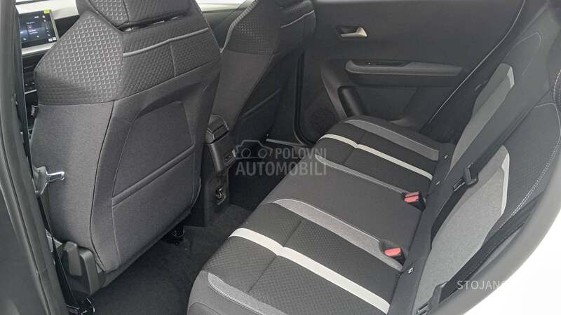 Opel Frontera GS 1.2 DCT HYBRID