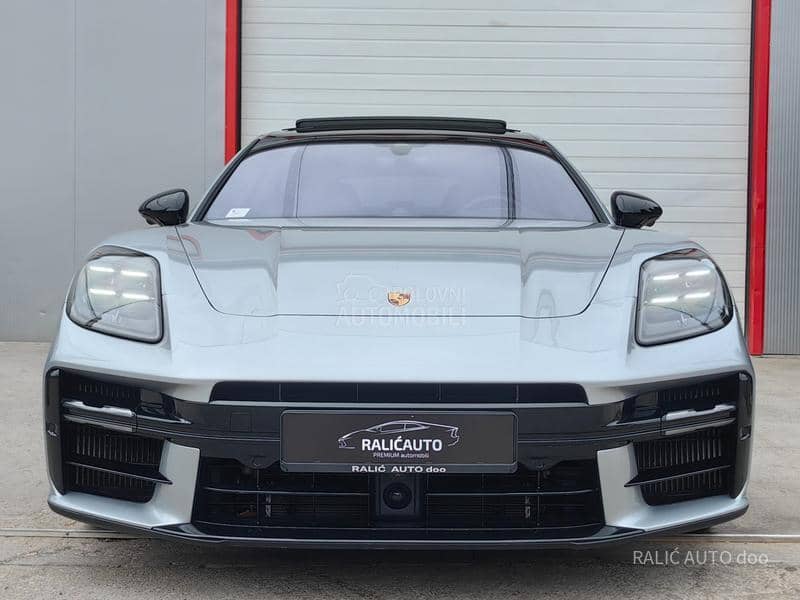 Porsche Panamera 4S E-Hybrid/Act Ride