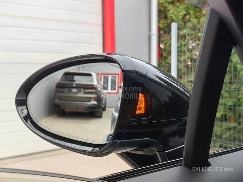 Porsche Panamera 4S E-Hybrid/Act Ride