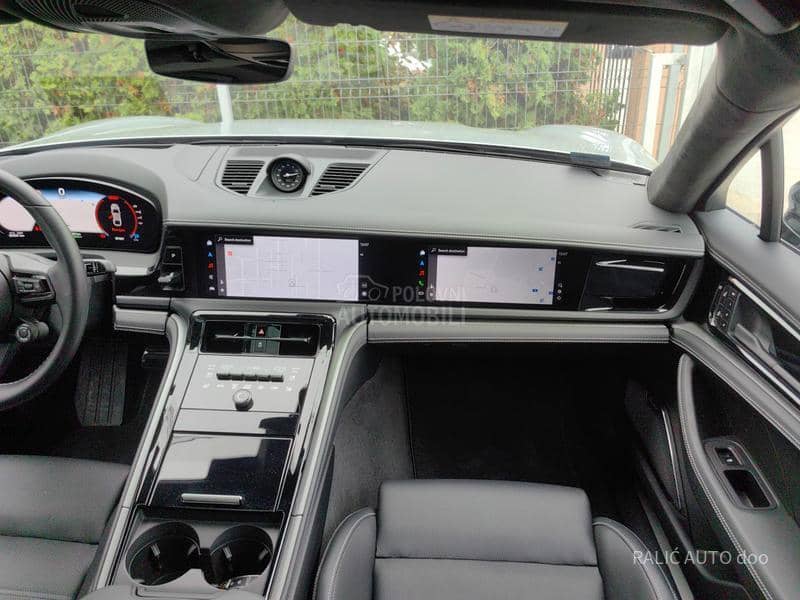 Porsche Panamera 4S E-Hybrid/Act Ride
