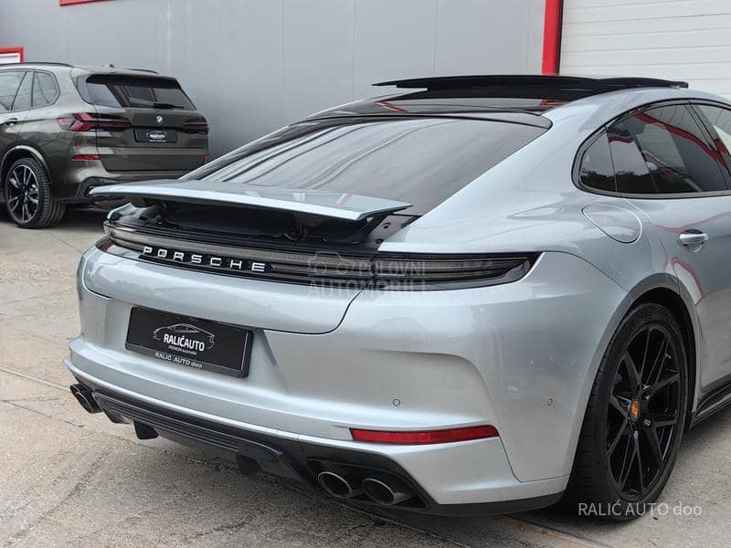 Porsche Panamera 4S E-Hybrid/Act Ride