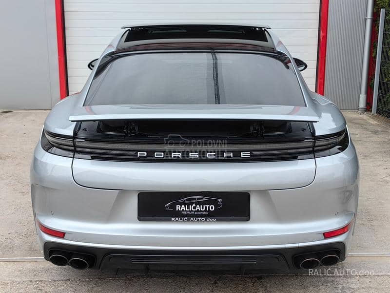 Porsche Panamera 4S E-Hybrid/Act Ride