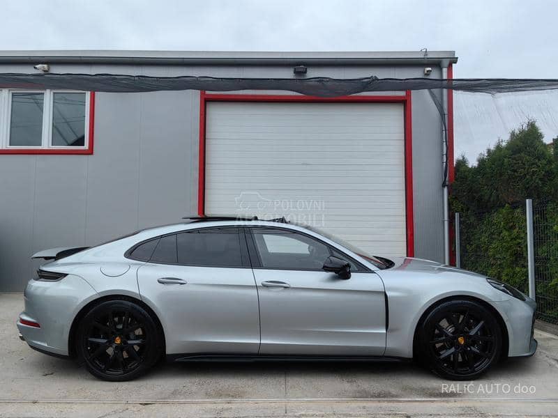 Porsche Panamera 4S E-Hybrid/Act Ride