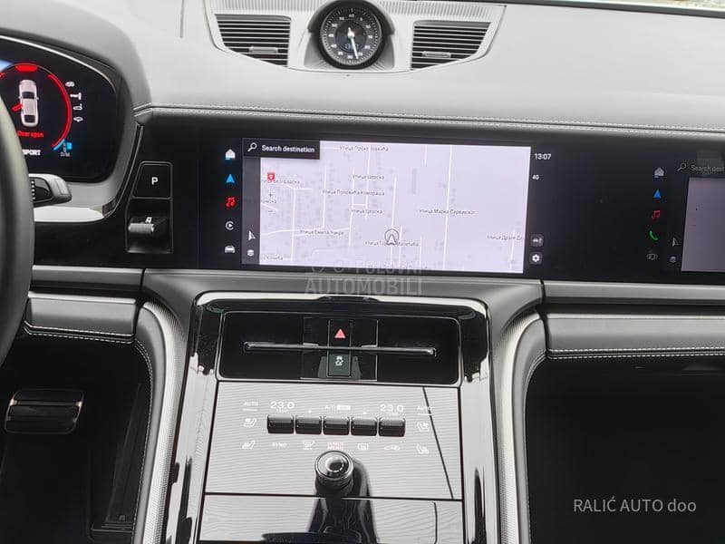 Porsche Panamera 4S E-Hybrid/Act Ride