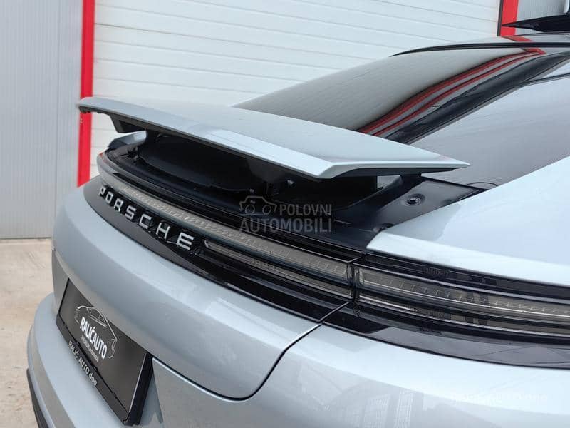 Porsche Panamera 4S E-Hybrid/Act Ride