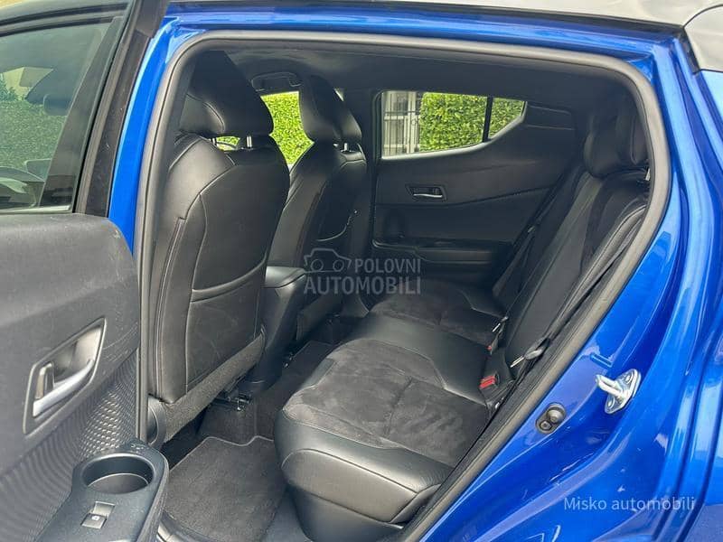 Toyota C-HR 1.8 VVT-i Hybrid Kam