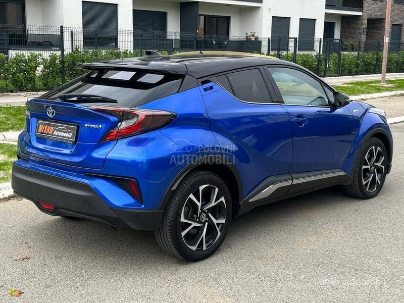 Toyota C-HR 1.8 VVT-i Hybrid Kam