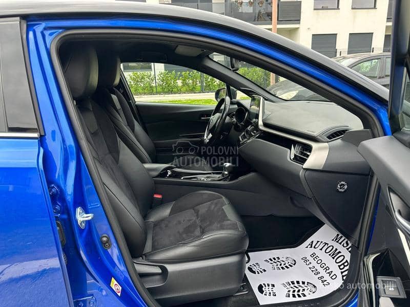 Toyota C-HR 1.8 VVT-i Hybrid Kam