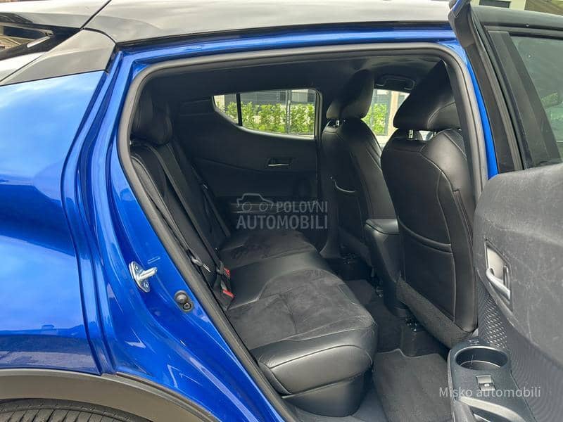 Toyota C-HR 1.8 VVT-i Hybrid Kam