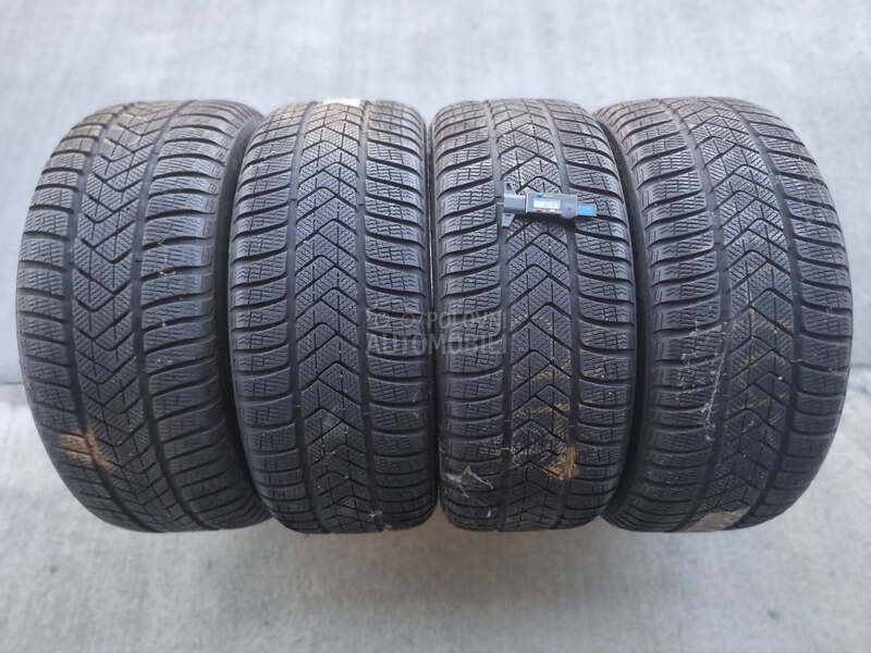 Pirelli 245/45 R18 Zimska