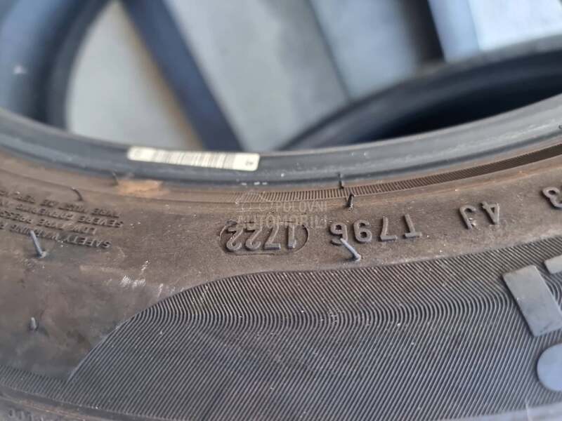 Pirelli 245/45 R18 Zimska