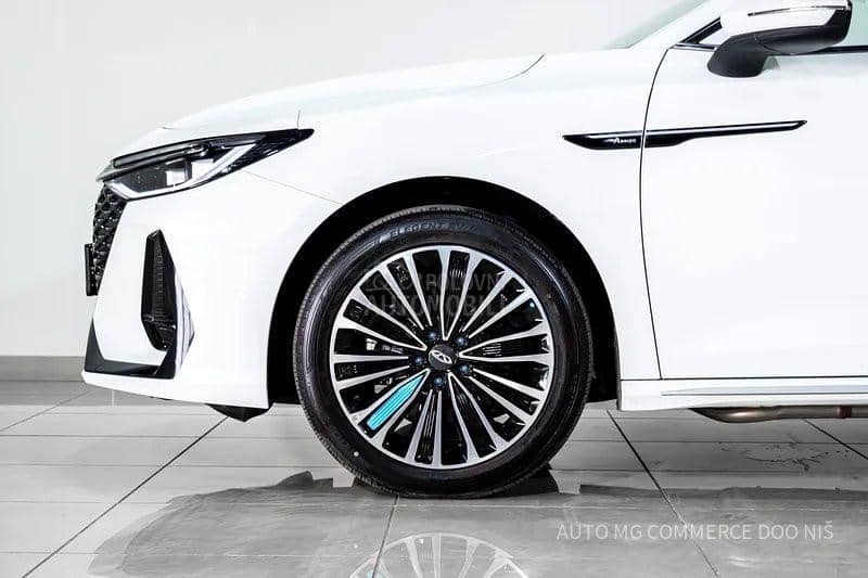 Chery Arrizo 8 PHEV