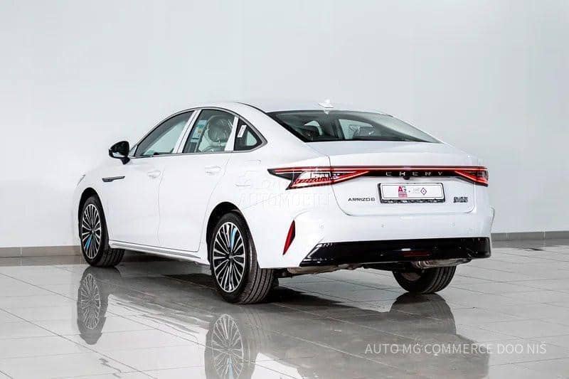 Chery Arrizo 8 PHEV
