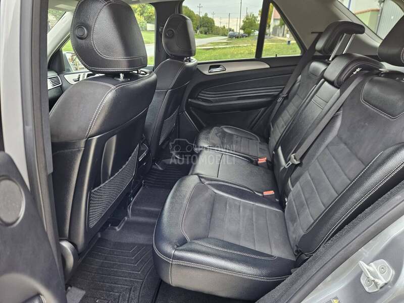 Mercedes Benz ML 350 CDI 4X4 BLUETEC