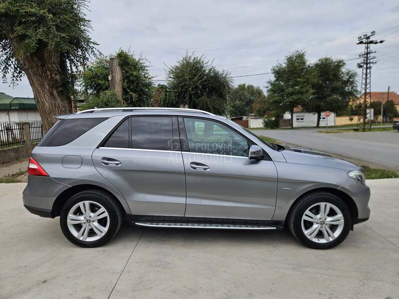 Mercedes Benz ML 350 CDI 4X4 BLUETEC