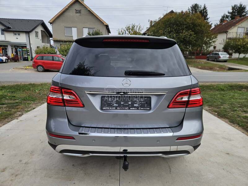 Mercedes Benz ML 350 CDI 4X4 BLUETEC